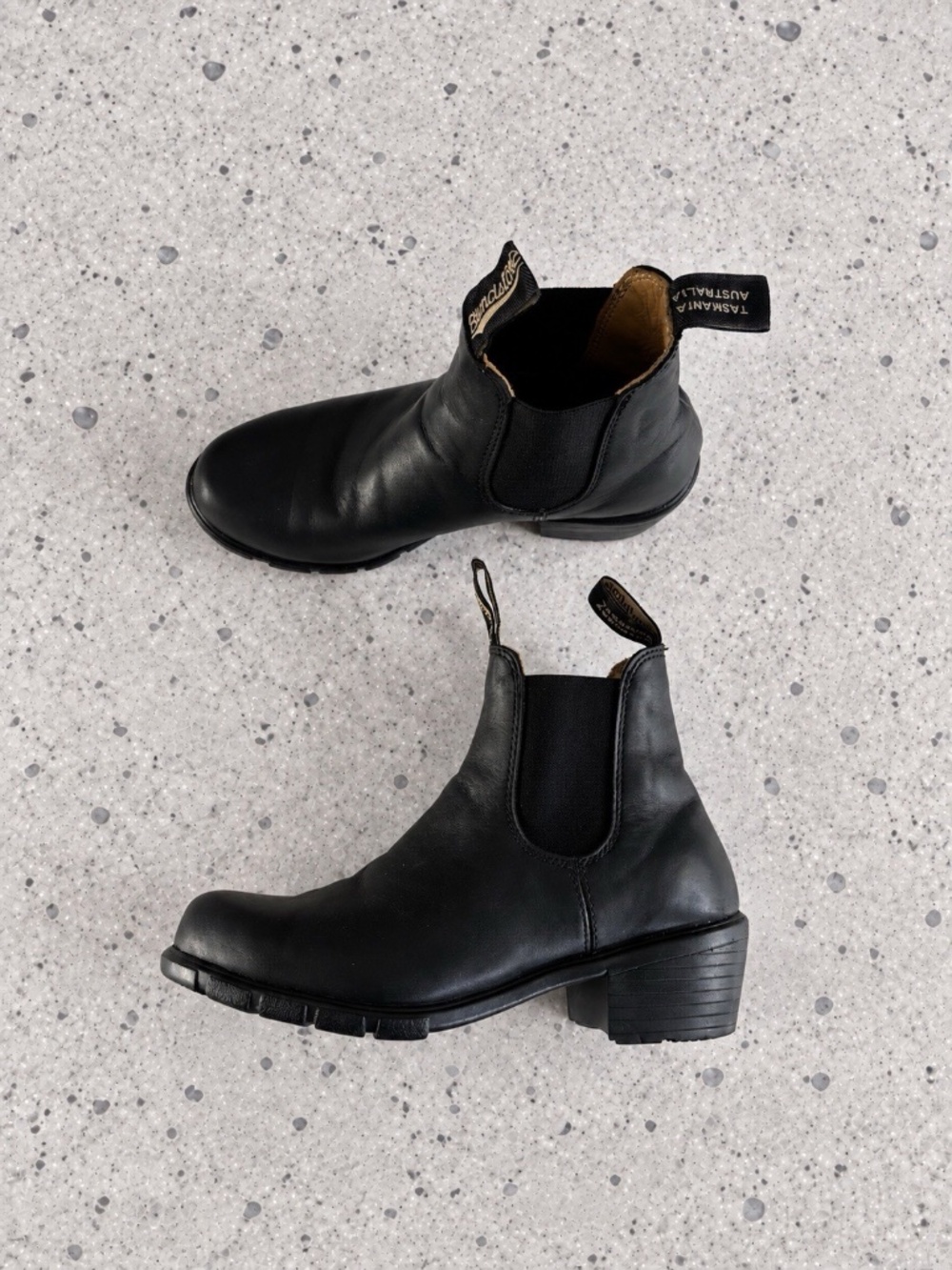 Blundstone Boots Black Leather 1671 Heels Sz 7.5 US Women's ❤️